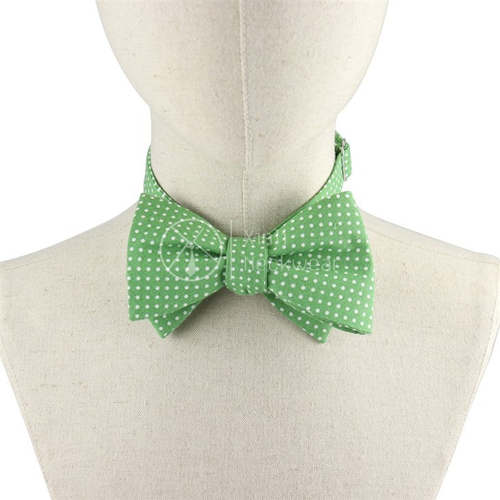 Spotty Bow Tie