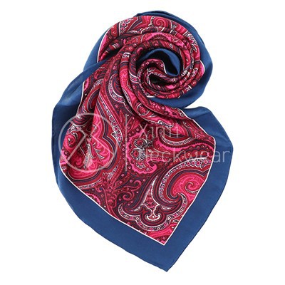 مربع پھولوں کا اسکارف